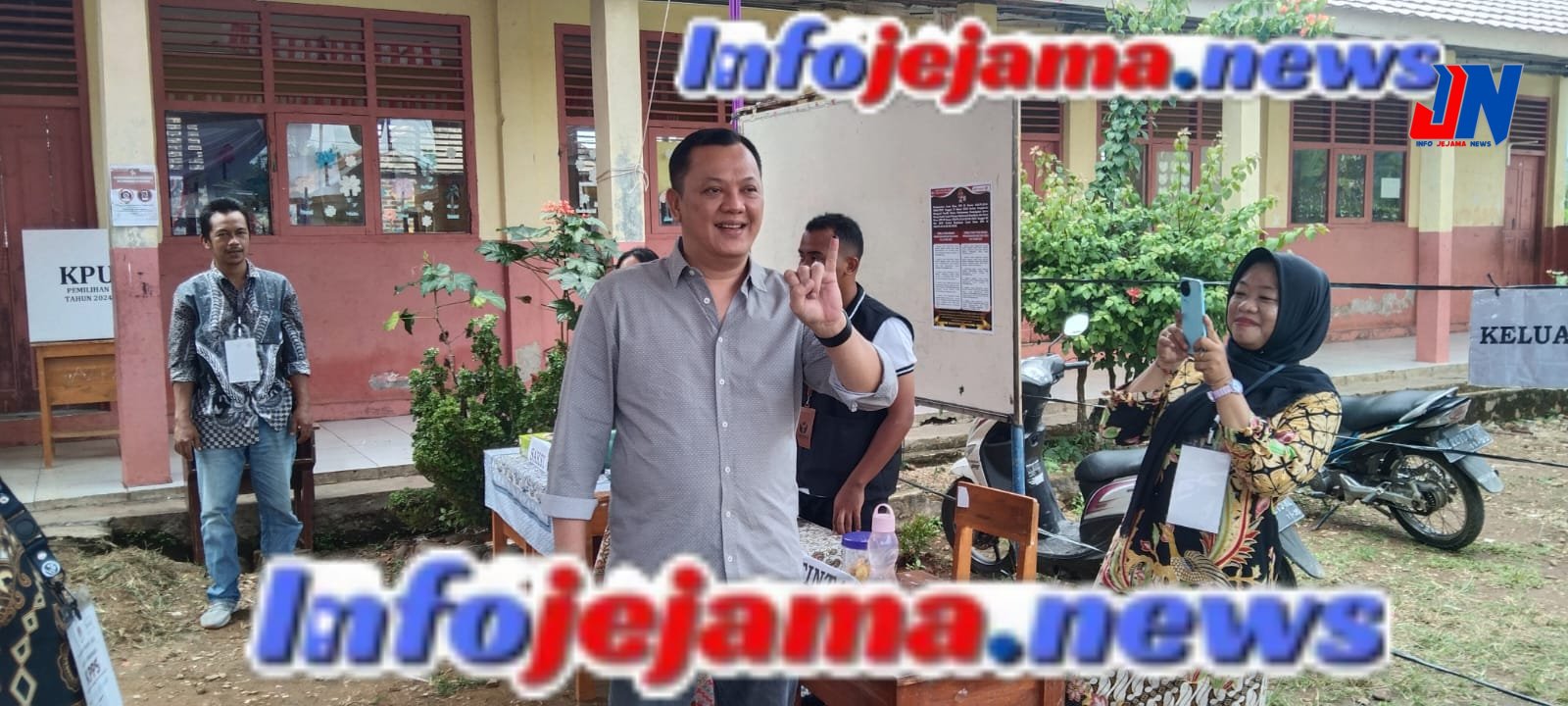 H.Aries Sandi DP,Meminta Kepada Pasangan Calon Bupati dan Wakil Bupati Pesawaran Nomor Urut 1 Supriyanto-Suriansyah Dapat Mengemban Amanah Masyarakat Pesawaran Jika Didaulat Menjadi Bupati Dan Wakil Bupati Terpilih Pada Sabtu 24 Mei 2025